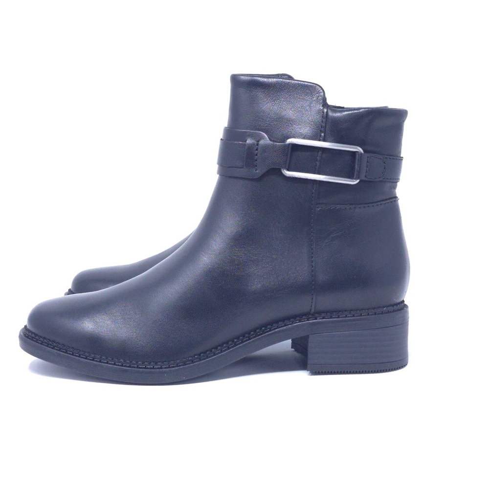 Clarks Collection Maye Bella Ankle Boot, Black Leather, 7.5 Medium US - Picture 5 of 13